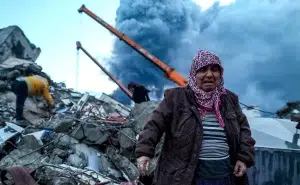 Aumenta a 5 mil la cifra de muertos por terremoto en Turquía y Siria