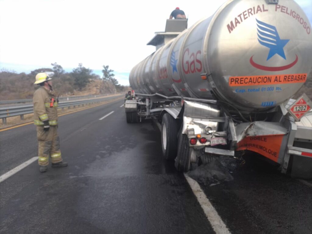 Accidente carretero en Zapotlanejo - ZMG Noticias
