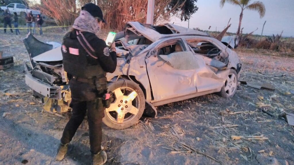 Un adulto y dos menores murieron en un accidente en Jalostotitlán - ZMG Noticias
