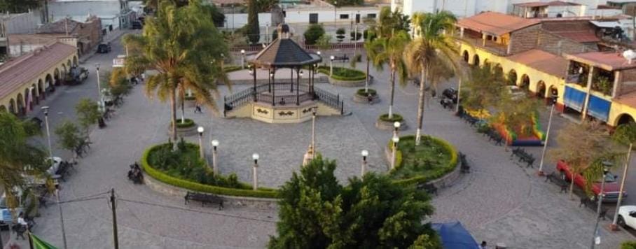 Policías de Tuxcueca fueron golpeados por sujetos armados<br> - ZMG Noticias