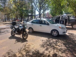 CON C5 GUADALAJARA Y OPERATIVO CENTRO HISTÓRICO DETIENEN A DOS EN VEHÍCULO CON REPORTE DE ROBO - ZMG Noticias