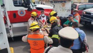 Hombre resulta con quemaduras graves tras tocar por accidente cables de alta tensión - ZMG Noticias