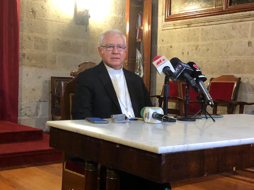 Las familias están en crisis por la violencia, afirma Cardenal Robles - ZMG Noticias