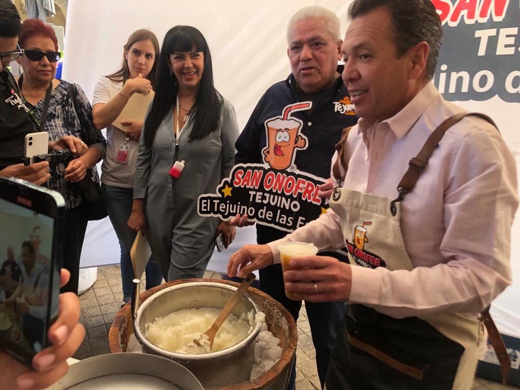 Regalando 25 mil tejuinos, celebran el Día Municipal de esta bebida tapatía - ZMG Noticias