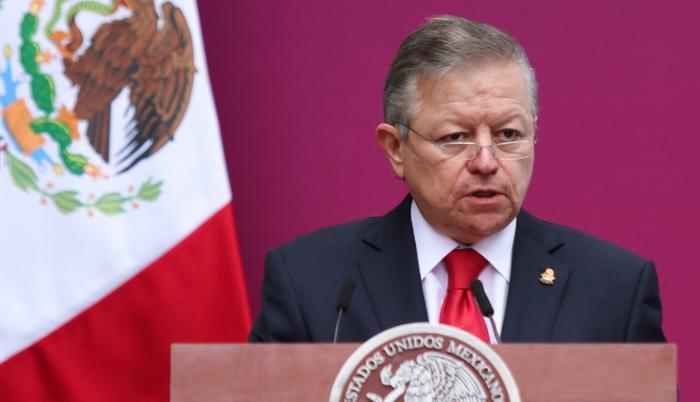 Reprueba Zaldívar quema de piñata con la forma de la ministra Piña - ZMG Noticias