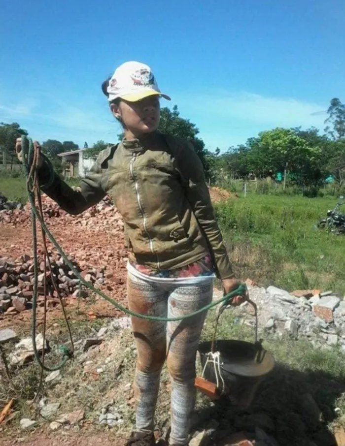 Mujer que trabajó como albañil para pagar sus estudios busca inspirar a los jóvenes - ZMG Noticias