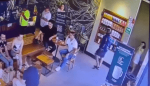 Por robarle un reloj, matan a empresario en un café de Tulum - ZMG Noticias