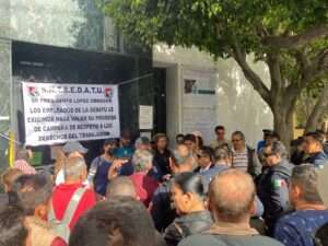 Cientos de empresarios y trabajadores del campo afectados por huelga y cierre de oficinas del Registro Agrario Nacional - ZMG Noticias