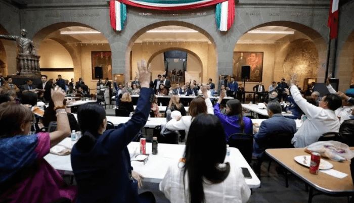 Morena aprobó reformas a 20 leyes, cada diez minutos, durante esta madrugada - ZMG Noticias