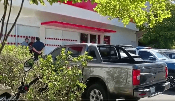 Intentan robar banco en Zapopan, pero rejilla los detuvo - ZMG Noticias