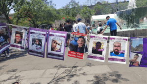 Instalan Tendedero de deudores alimentarios en Plaza de la Liberación - ZMG Noticias