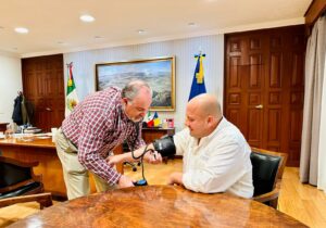 Confirma Enrique Alfaro que ya lo dieron de alta y que puede continuar con su agenda - ZMG Noticias