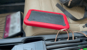 Dos ladrones de autos son detenidos en Vallarta Sur