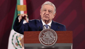 Asesinato de Hipólito Mora es culpa de la violencia de sexenios pasados: AMLO