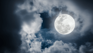 ¡Agosto 2023 nos sorprende con dos Superlunas deslumbrantes!