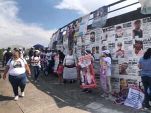 Decenas marchan para exigir resultados en la búsqueda de desaparecidos - ZMG Noticias