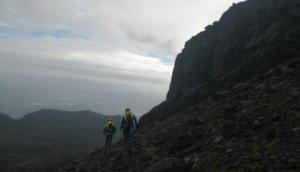 Rescatados con vida dos hombres extraviados en el Parque Nacional Nevado de Colima