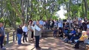 Entregan apoyos económicos para menaje a vecinos afectados por inundaciones en El Dean