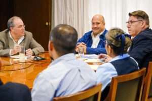 Asegura Enrique Alfaro que sí cumplió sus compromisos de campaña en Salud - ZMG Noticias