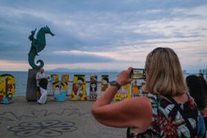 Más de 10 mil millones de pesos de derrama económica en Jalisco por vacaciones de verano - ZMG Noticias