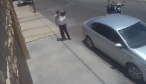 Tránsito en Zamora, Michoacán, rescata a bebé que deambulaba sola en la calle