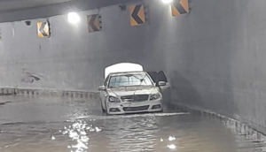 Tormenta en Guadalajara deja dos víctimas mortales en paso a desnivel