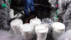 Incautan 90 litros de metanfetamina en tanque de combustible de tractor