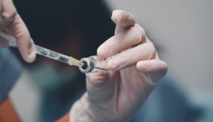 México permite a empresas vender vacunas contra el COVID-19 tras tres años de pandemia