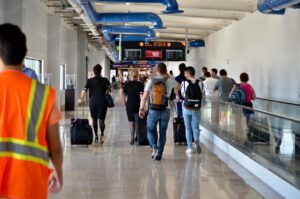 Pasajeros que llegan a los aeropuertos de Jalisco aumentaron 18 por ciento - ZMG Noticias