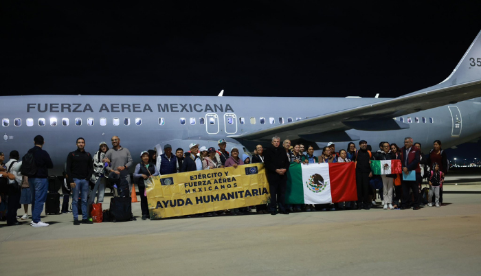 Llegan 275 connacionales de Israel a México en aviones de la Fuerza Aérea Mexicana