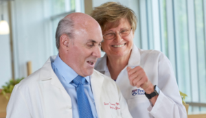 Premio Nobel de Medicina 2023 para científicos pioneros de las vacunas ARN mensajero contra la COVID-19.