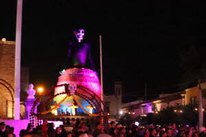 Con Catrina gigante en Zapotlanejo comienzan los festejos del Día de Muertos en la zona metropolitana de Guadalajara - ZMG Noticias