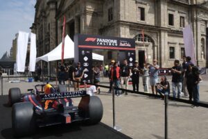 Para deleite de los amantes de las carreras, llega a Guadalajara el F1 Fanzone - ZMG Noticias