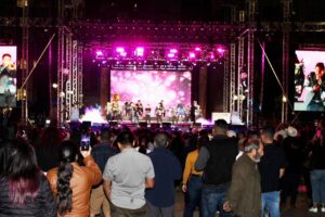 Llevan Fiestas de Octubre por segunda ocasión a Los Ángeles California - ZMG Noticias