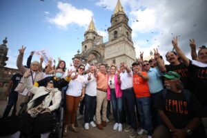 Llega Pablo Lemus a 2500 kilómetros de Jalisco recorridos en dos semanas - ZMG Noticias