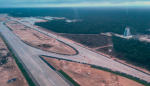 Tren Maya y Aeropuerto Internacional de Tulum generan 100 mil empleos: AMLO