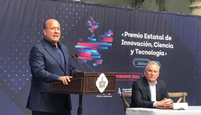 Recomienda gobernador Enrique Alfaro a Pedro Kumamoto que mejor se serene