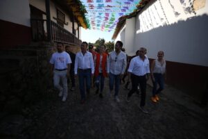 Visita Pablo Lemus el Pueblo Mágico de San Sebastián del Oeste - ZMG Noticias