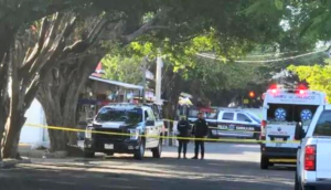 Hallan cadáver envuelto en plástico en parque San Jacinto