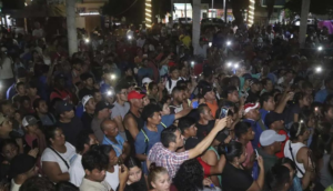 La caravana migrante más grande del año parte de Chiapas a EU