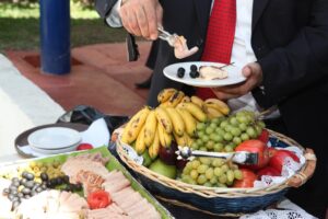 Advierte Salud Jalisco sobre riesgos de enfermedades gastrointestinales por comidas navideñas - ZMG Noticias