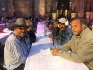 Arquidiócesis y Comunidad Hebrea llevan miles de cenas de navidad a sectores vulnerables - ZMG Noticias