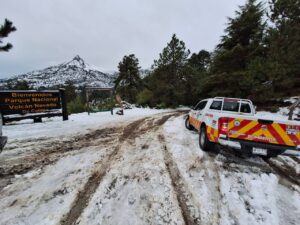 Mantienen operativo en Volcán Colima ante presencia de nieve, permanece cerrado - ZMG Noticias