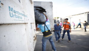 Retiran más de 1250 kilos de basura en la colonia 18 de Marzo - ZMG Noticias