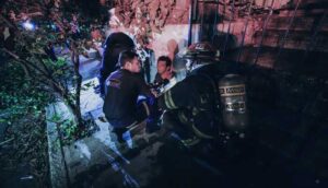 Bomberos rescatan de un incendio a abuelito  - ZMG Noticias