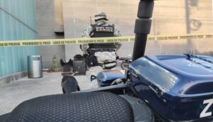 Policías de Zapopan aseguran maleta con marihuana en San Juan Ocotán