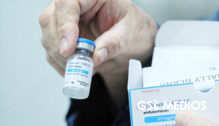 Llegan a Jalisco primeras vacunas contra COVID-19 para grupos vulnerables