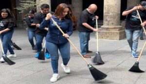 Panistas celebran a Guadalajara limpiando  - ZMG Noticias