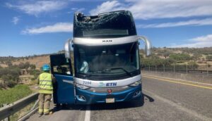 Dos personas lesionadas es el saldo de accidente carretero  - ZMG Noticias