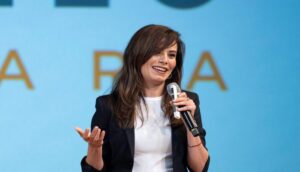 Vero Delgadillo presenta propuestas ante ITESO - ZMG Noticias